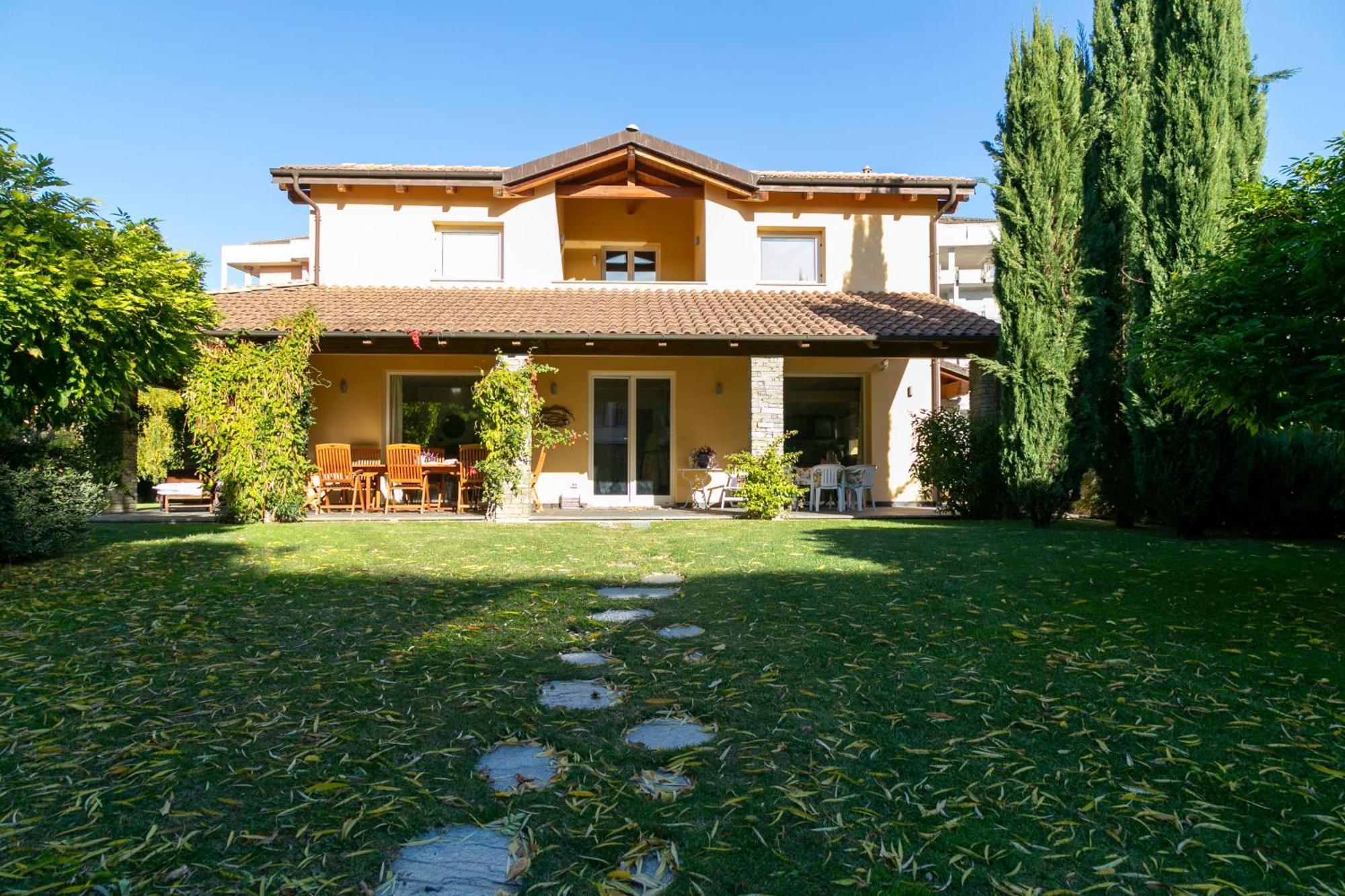 Villa Marlene B&B Albenga Exterior photo